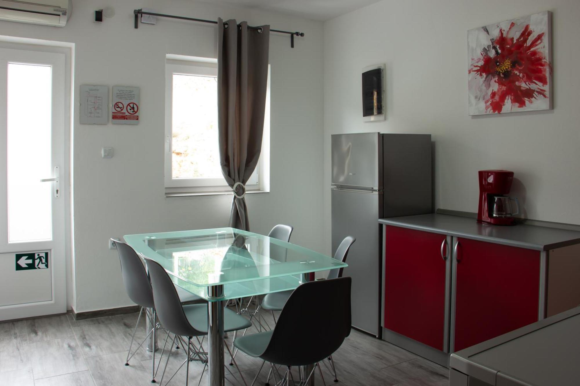 סווטי יוראי Slavica Apartments 3 חדר תמונה