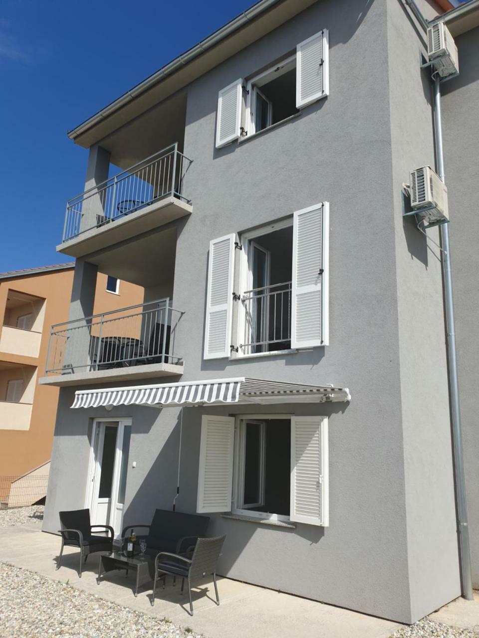 סווטי יוראי Slavica Apartments 3 מראה חיצוני תמונה